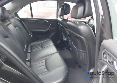 2006 Mercedes-Benz C 350 Luxury 4Matic from USA, damaged, VIN WDBRF87H36F778037